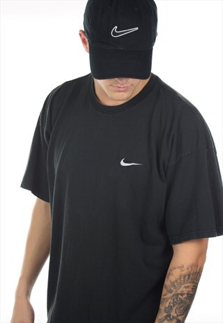 VINTAGE 90S NIKE SMALL LOGO T SHIRT TEE