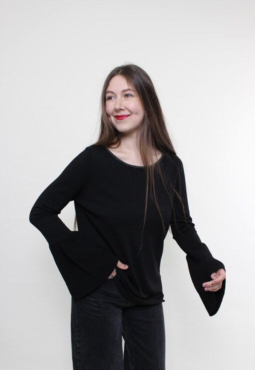 garment image
