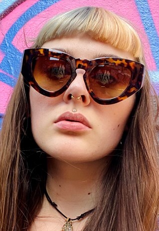 VINTAGE INSPIRED SUNGLASSES BIG CAT EYE SHAPE BROWN W UV400