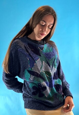 VINTAGE 1980S KNITTED BLUE ABSTRACT PATTERN JUMPER.