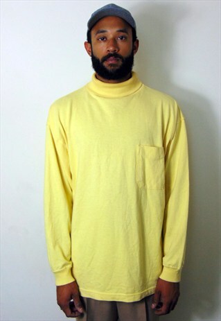 90S MINIMALIST SPORTWEAR PASTEL YELLOW TURTLE NECK TEE LARGE