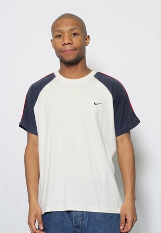 VINTAGE NIKE LOGO T-SHIRT WHITE