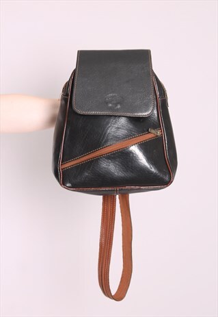 VINTAGE 90S BLACK LEATHER BACKPACK BAG