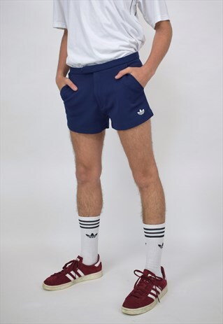 VINTAGE 90'S ADIDAS NAVY SHORTS WITH POCKETS