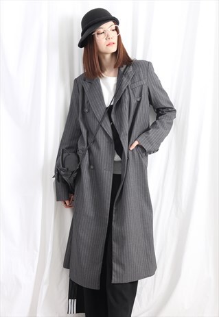 (KOREAN) DOUBLE BREASTED PINSTRIPED LONGLINE BLAZER