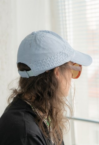 VINTAGE 80'S BABY BLUE KNITTED CAP