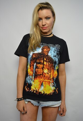 IRON MAIDEN BLACK ROCK T-SHIRT TEE ROCKER GRUNGE FESTIVAL