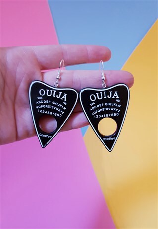 OUIJA PLANCHETTE EARRINGS IN BLACK