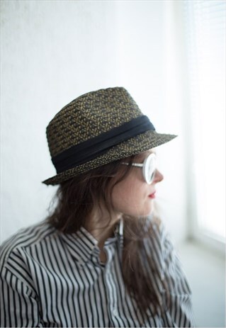 VINTAGE 90'S BLACK/YELLOW STRAW HAT