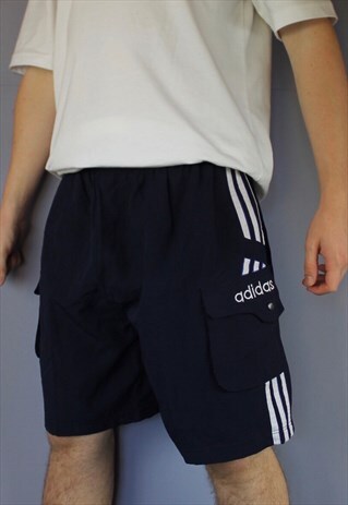 VINTAGE ADIDAS SHORTS IN NAVY WITH POCKETS, EMBROIDERED LOGO