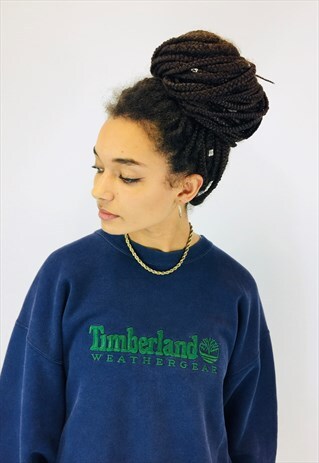 TIMBERLAND EMBROIDERED SPELLOUT SWEATSHIRT