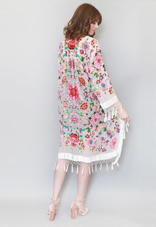 VINTAGE STYLE WHITE SILK VELVET TASSEL FESTIVAL KIMONO