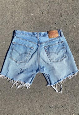 Cute ladies Levis 501 denim summer shorts