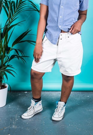 VINTAGE 1990S SHORTS IN WHITE DENIM