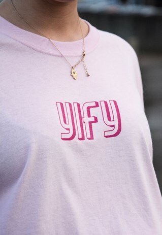 OVERSIZED T-SHIRT IN PINK WITH SHADOW LOGO.