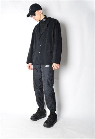 VINTAGE 80S BLACK MINIMALIST BLAZER