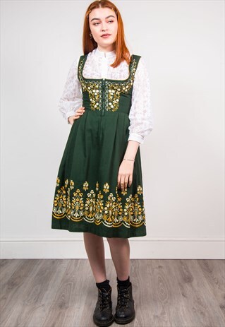 VINTAGE 70'S AUSTRIAN GREEN FLORAL EMBROIDERED DRESS