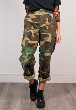 VINTAGE 90'S GREEN CAMO TROUSERS