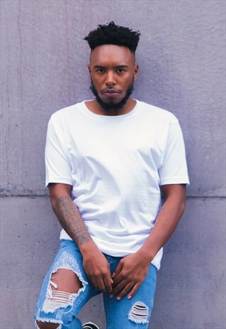 SIMPLE PLAIN T-SHIRT - WHITE