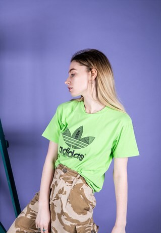 VINTAGE ADIDAS SPORTS T-SHIRT IN GREEN WITH LOGO PRINT