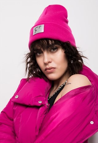 WINTER BEANIE IN FUSCHIA
