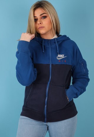 VINTAGE NIKE HOODIE IN MULTI NH67