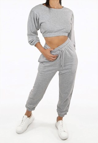 CROP AND JOGGERS 2 PIECE SET IN GREY