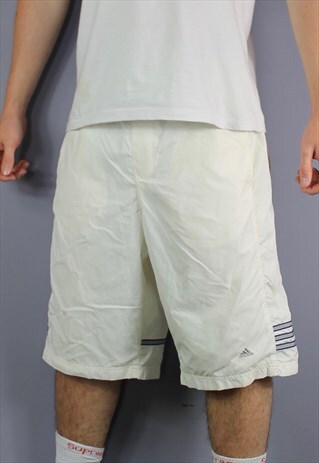 VINTAGE ADIDAS SHORTS IN WHITE WITH POCKETS, EMBROIDERED LOG