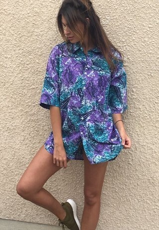 PATTERNED OVERSIZED RETRO VINTAGE UNISEX FESTIVAL SHIRT.