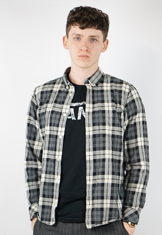 VINTAGE CARHARTT CHECK FLANNEL SHIRT