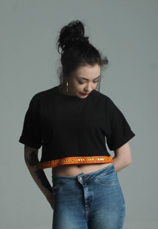 90'S CROP TOP