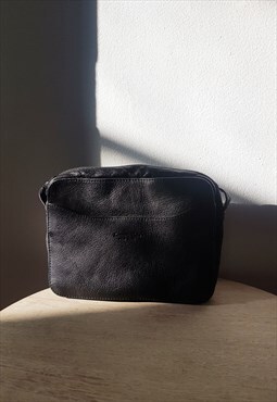 Kenneth Cole New York Black Leather Minimalist Crossbody Bag