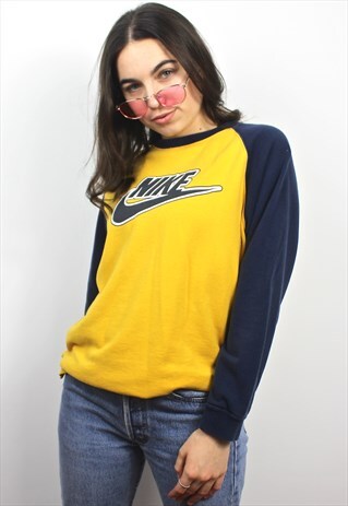 90'S RETRO YELLOW SPELL-OUT SWEATSHIRT