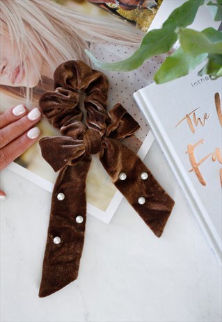 BROWN PEARL VELVET BOW SCRUNCHIE HAIR BAND TIE