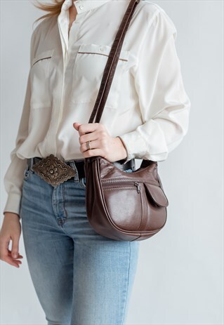 VINTAGE 90S MINIMAL HALF MOON SHOUDER BAG