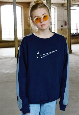 NIKE VINTAGE 90S SWEATSHIRT