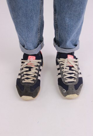 VINTAGE ADIDAS SUEDETRAINERS