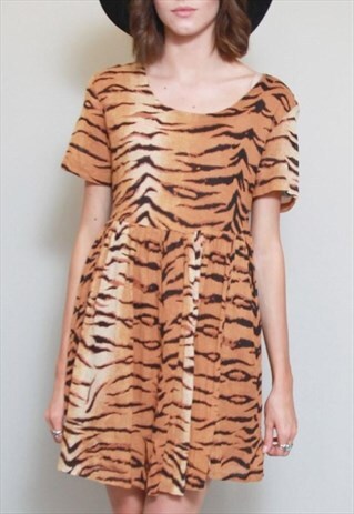 VINTAGE 1990'S TIGER PRINT MINI SKATER DRESS.