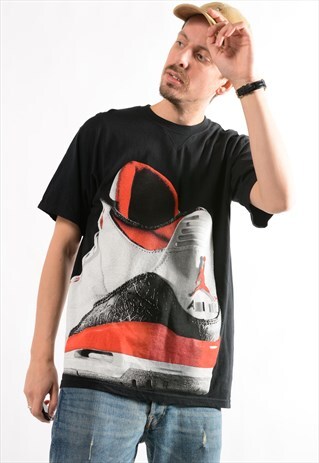 NIKE VINTAGE NIKE AIR JORDAN TEE SHIRT.