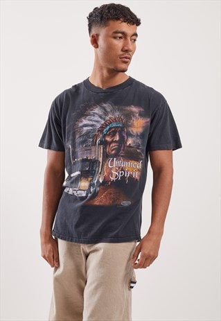 VINTAGE UNTAMED SPIRIT GRAPHIC T-SHIRT