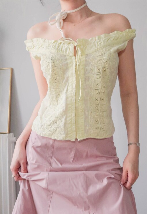 garment image