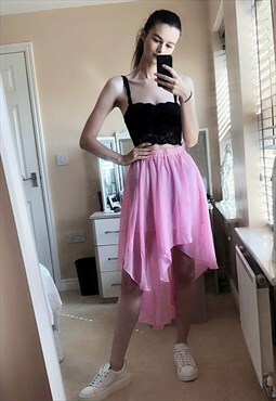 Dip Hem Skirt in light pink