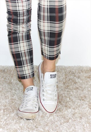 VINTAGE 90'S WHITE LEATHER LOW CONVERSE TRAINERS