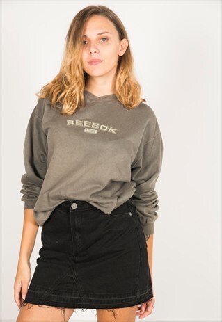 LAST UNIT SALE / VINTAGE 90S USA REEBOK SWEATSHIRT