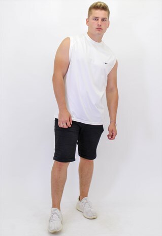 VINTAGE NIKE VEST