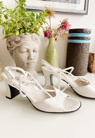 VINTAGE 90S GABOR MINIMALIST LEATHER SANDALS SHOES WHITE