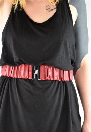 VINTAGE 80S RUCHED RED LEATHER WAIST BELT. ELASTICATED