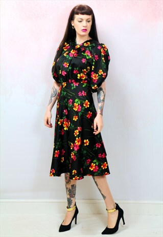 1980S VINTAGE BLACK FLORAL PRINT SLINKY MIDI DRESS