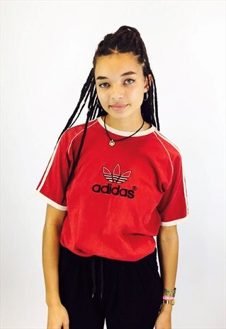 ADIDAS EMBROIDERED T SHIRT