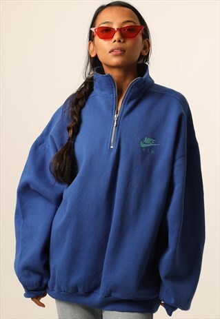 VINTAGE NIKE EMBROIDERED SPELL OUT 1/4 ZIP SWEATSHIRT